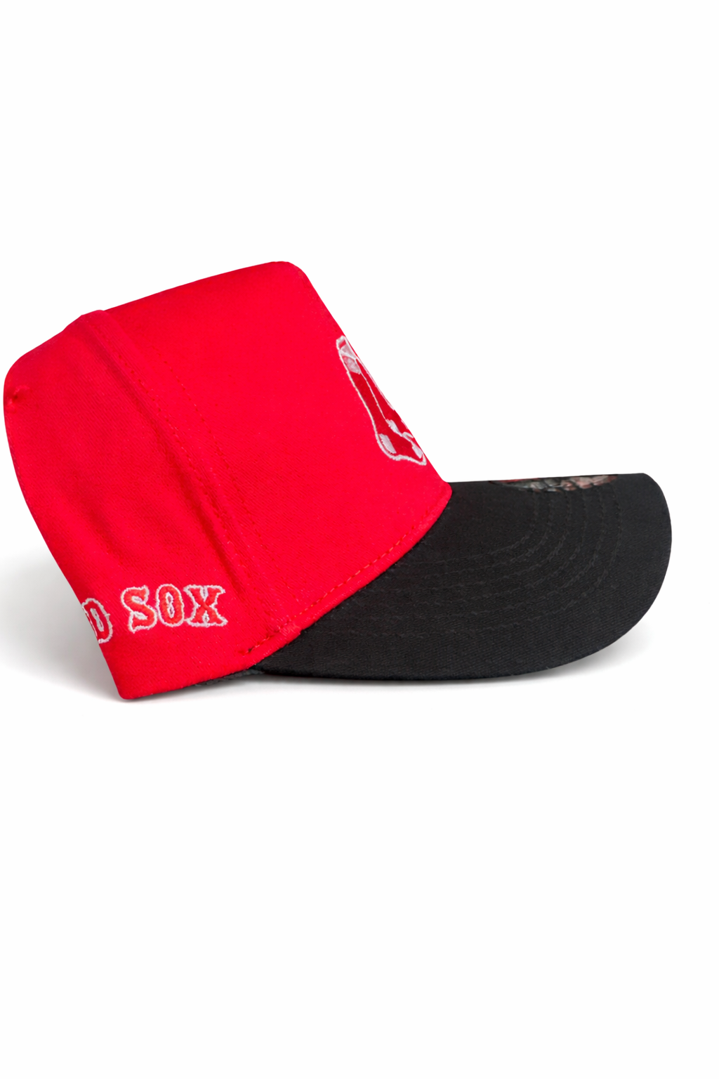 Casquette Snapback RED SOX Rouge & Noir – Visière Grise – Style Urbain Premium