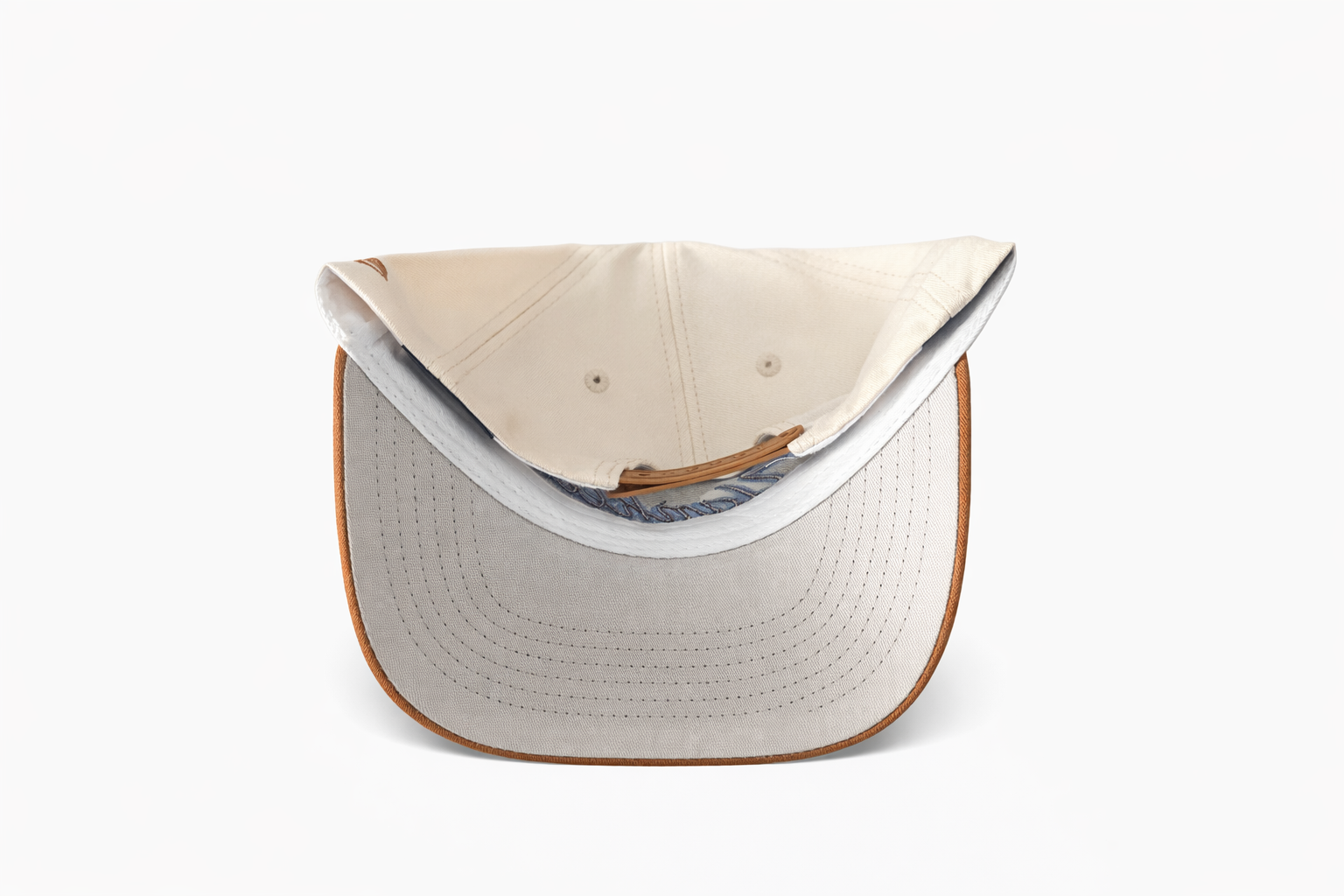 Casquette New York Yankees Beige & Orange – Edition Subway Series (Portée Mannequin)